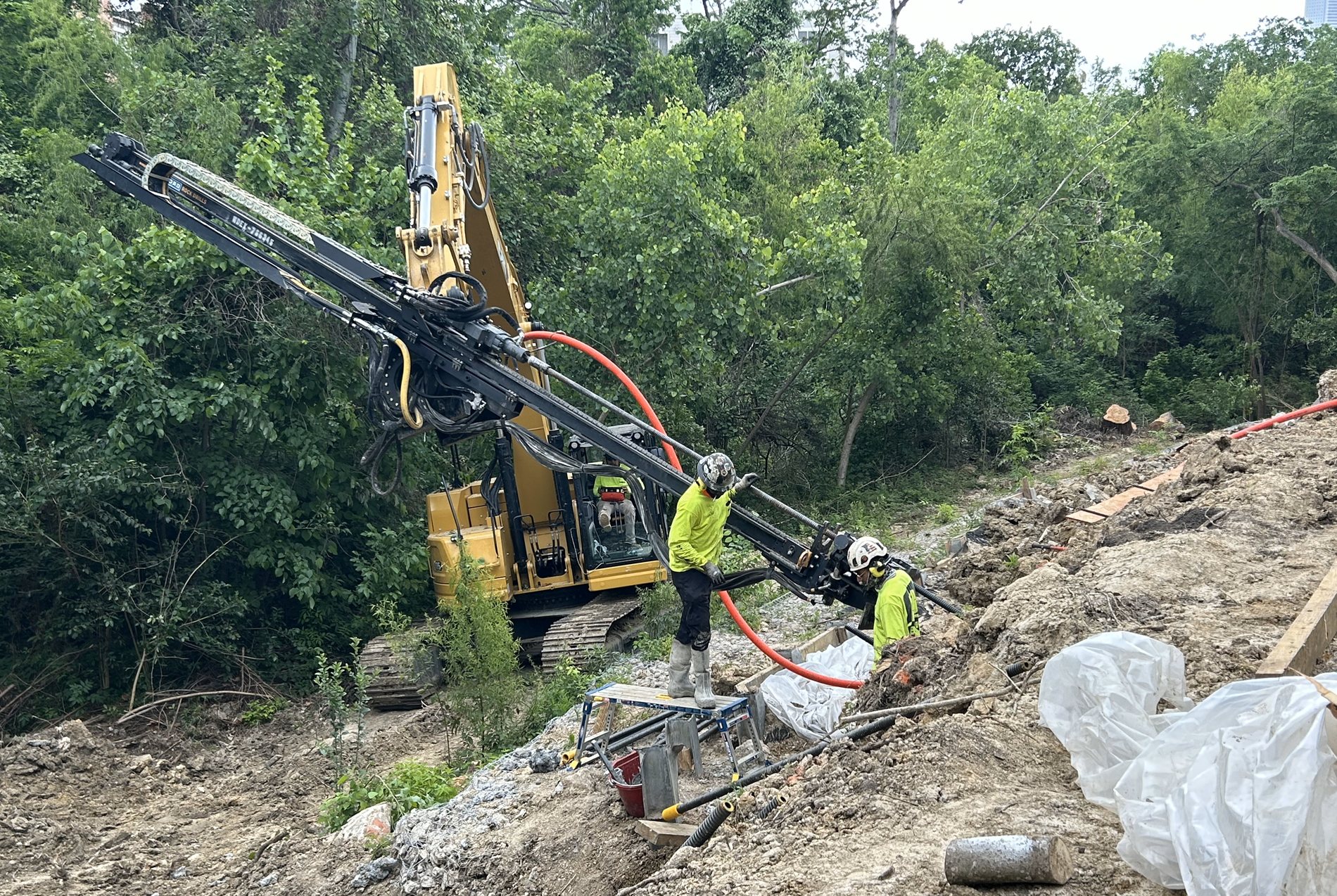 Rock anchoring is a form of ground stabilization Doofor offers solutions for.